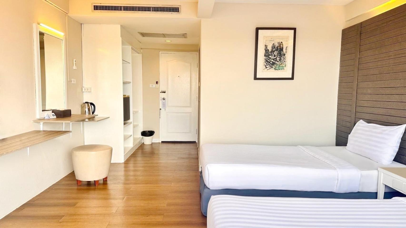 Ayothaya Riverside Hotel Ayutthaya Eksteriør billede
