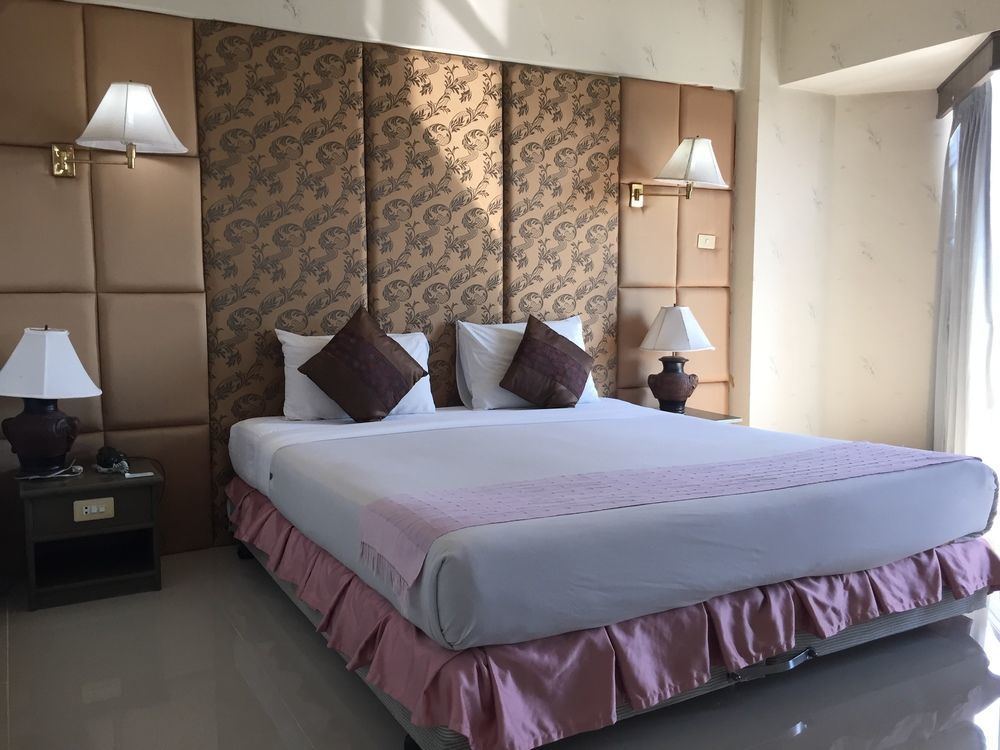 Ayothaya Riverside Hotel Ayutthaya Eksteriør billede